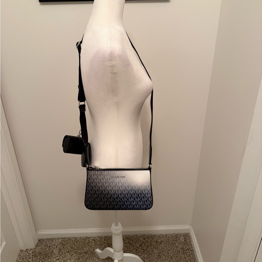 Michael Kors Jet Set Travel Black and White Ombre Crossbody Bag NWT